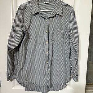 Sonoma Men's Black and White Striped Button Down Shirt